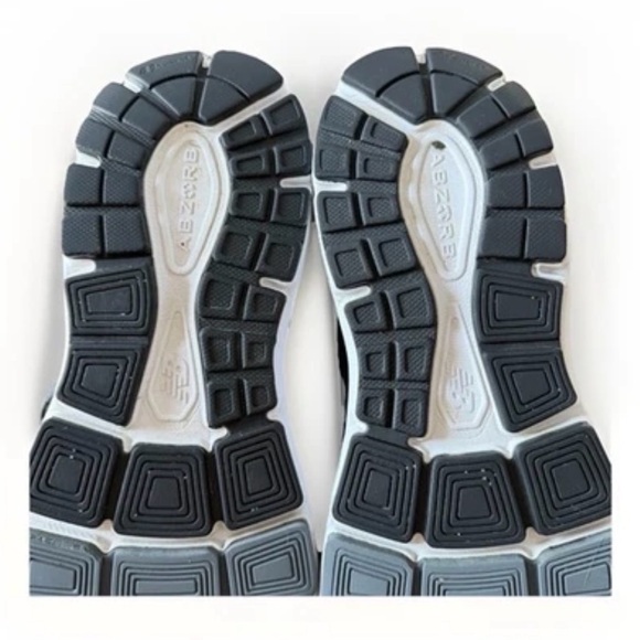 NEW BALANCE Men’s 840 V4 M840BK4 Running Shoes Size 13 - Picture 9 of 11